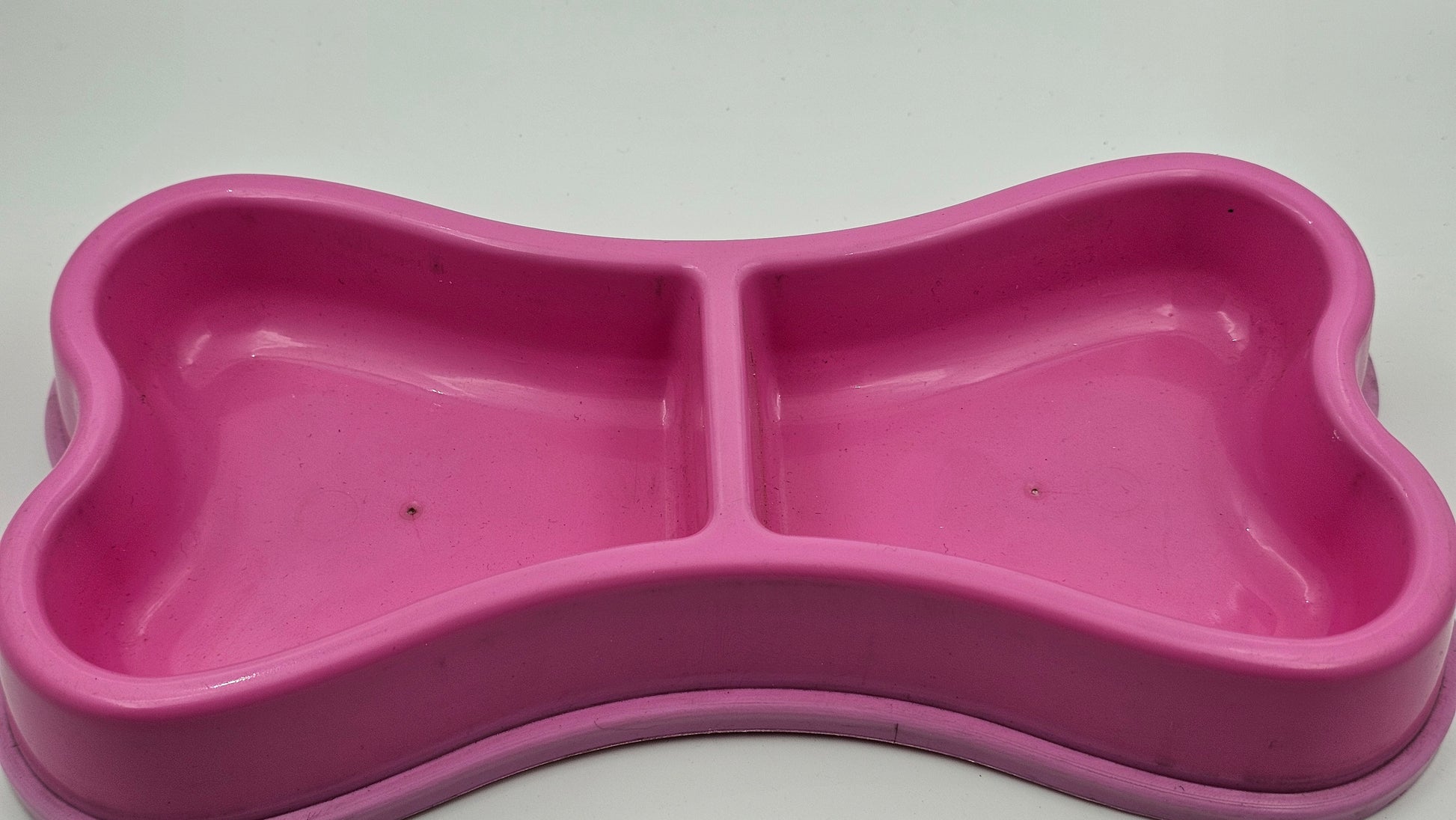 Dual Section Bone-Shaped Pet Bowl